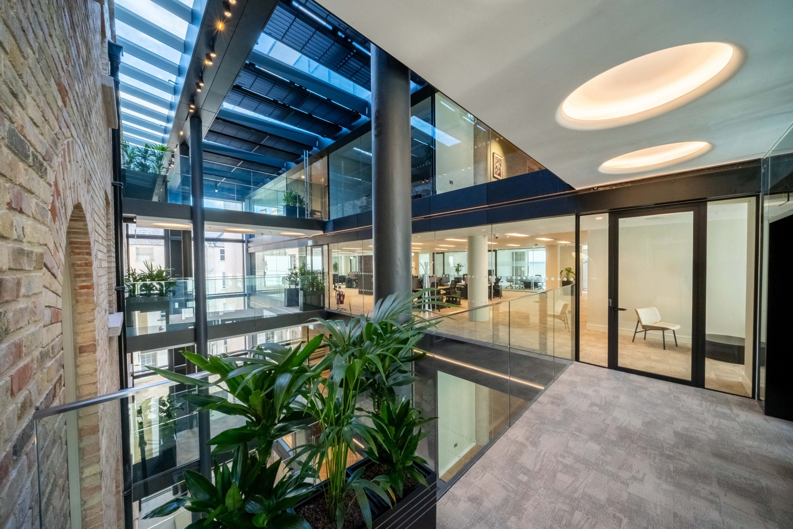 Iconic Offices – Azure Contracting – Internal Fit Out and Refurbishment ...